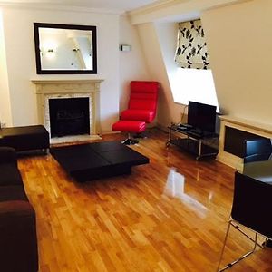 Deluxe Appartement met Twee Slaapkamers